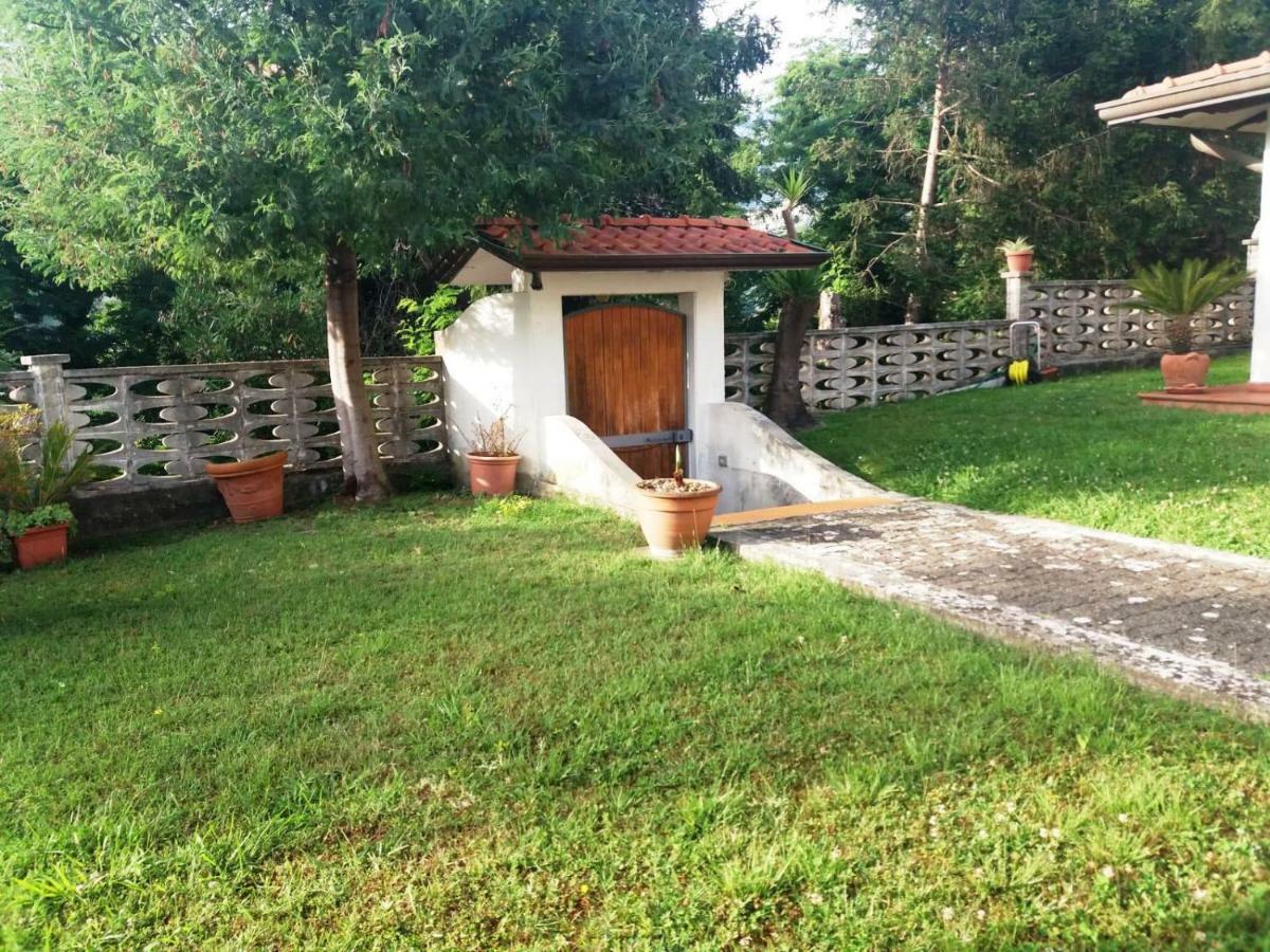 Villa Da Adria Al Corvenale - Casa Vacanze Carrara - Extérieur photo